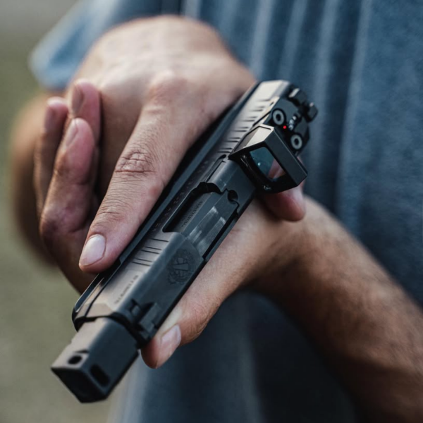 CRIMSON TRACE CT RAD™ Micro Pro (Rapid Aiming Dot) 5 MOA Green Dot